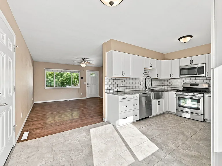 1407 Willshire Dr — Photo 6