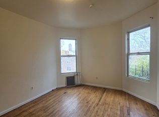 296 Woodworth, Yonkers, NY 10701