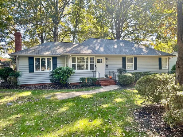 22 Sir Francis Wyatt Pl, Newport News, VA 23606