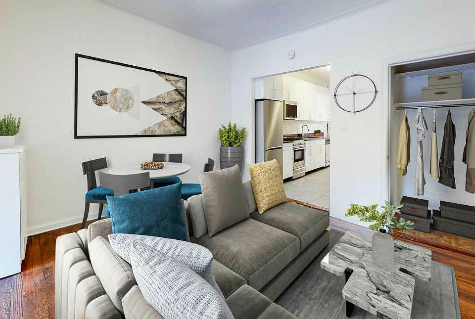 1st image of 224 E 70th St #20