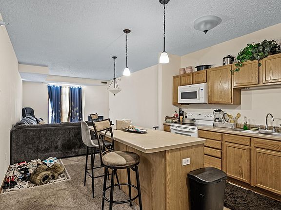 4th image of 1776 Maryland Ave E APT 209
