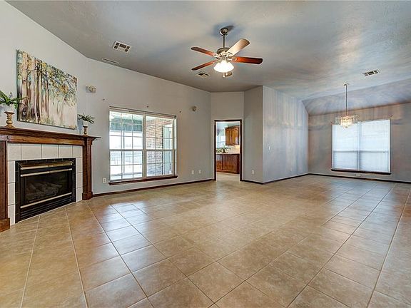 5th image of 632 Westridge Dr