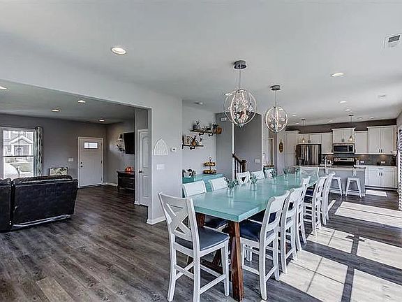 4th image of 3054 Megan Dr