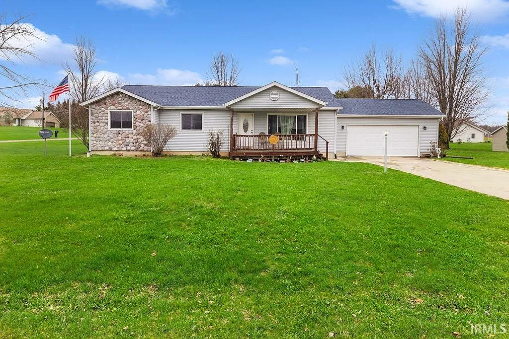 2804 E Lapoint Dr photo 1