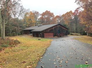 17 Lorraine Rd, Forestburgh, NY 12777