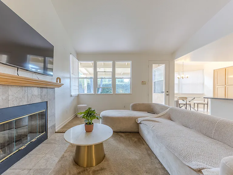 3012 Cordova Ct — Photo 24