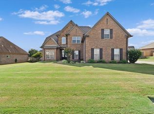 523 Sterling Ridge Dr, Atoka, TN 38004