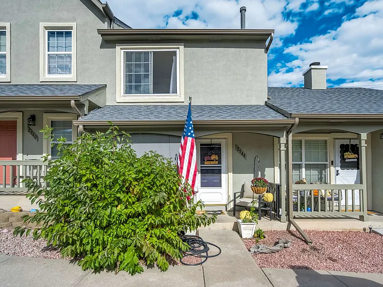 2544 Blazek Loop — Photo 18