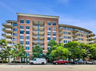 511 W Division St APT 605, Chicago, IL 60610