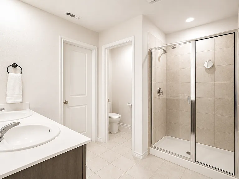 510 Range Dr — Photo 3