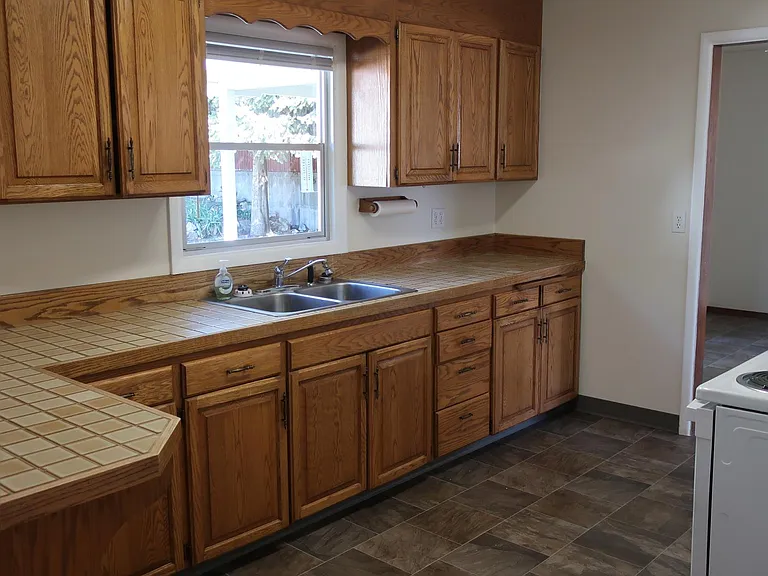 1451 Tedford St SE — Photo 6