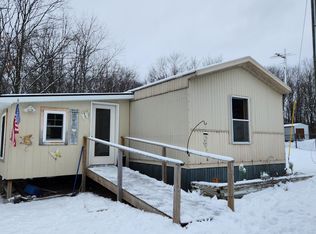 6188 W Kallio Rd, Kinross, MI 49752