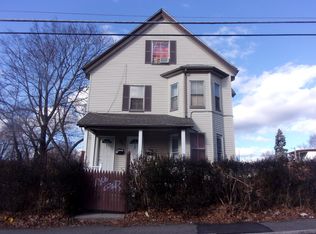 119 Winthrop St, Brockton, MA 02301