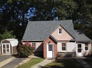 126 River Rd, Shelton, CT 06484