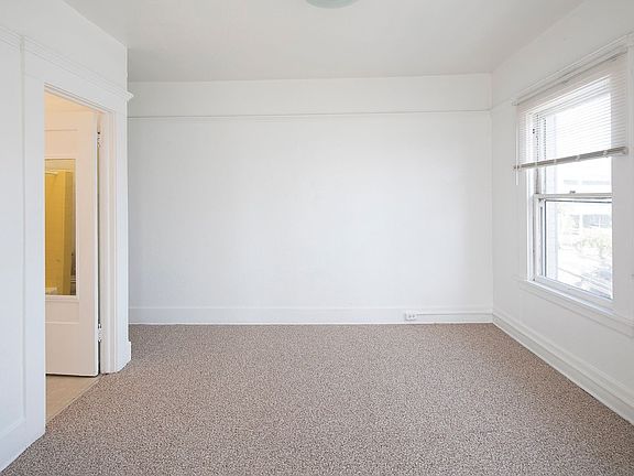 4th image of 1808 3rd Ave Unit 20