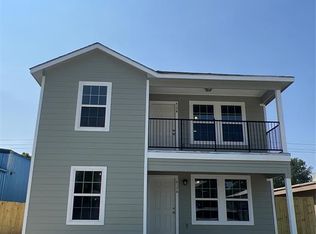 417 W Main St #A, Baytown, TX 77520