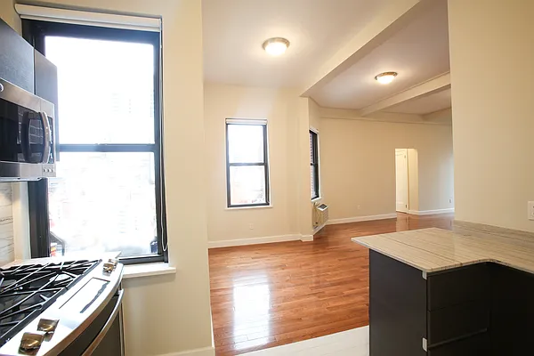 Rented by Stonehenge NYC LLC | media 6