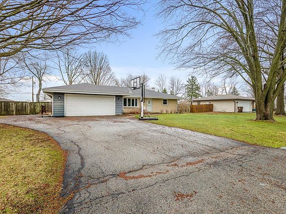 3rd image of 2912 Panorama Dr