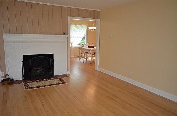 4th image of 918 Althea St