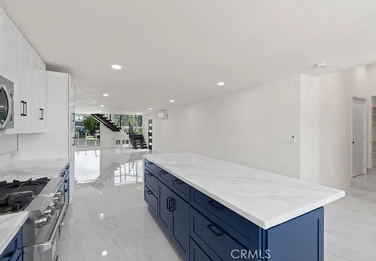 1580 San Bernardino Pl — Photo 9
