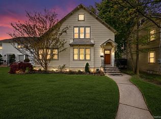91 Rockaway Avenue, Rockville Centre, NY 11570