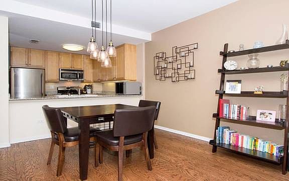 3rd image of 400 N Clinton St APT 205