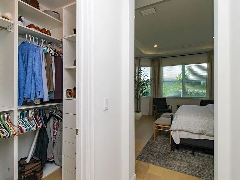9241 Cayman Dr — Photo 36
