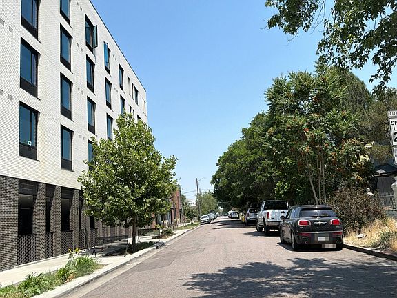 4th image of 603 Inca St #209