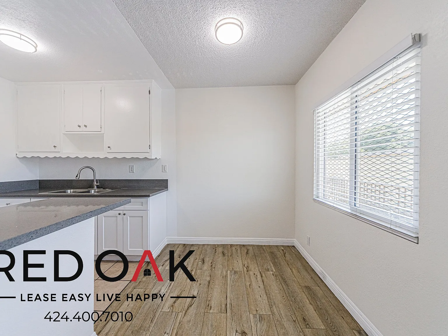 ~Low Deposit Oac~ Polished 2-Bed With Parking Included And Soaking Tub ~ In Compton! — Photo 4