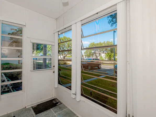 4770 NW 21st Street #105, Lauderhill, FL 33313