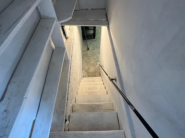713 N 2nd St #5 — Photo 6