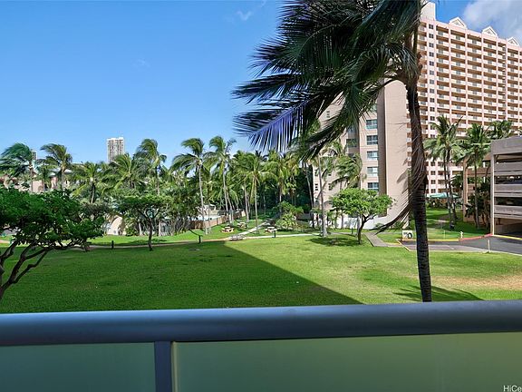 5th image of 3009 Ala Makahala Pl APT 213