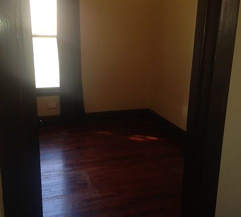 5th image of 3714 W Agatite Ave #2