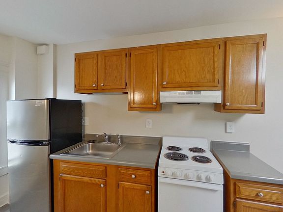 2nd image of 329-331 Chittenden Ave #331-C