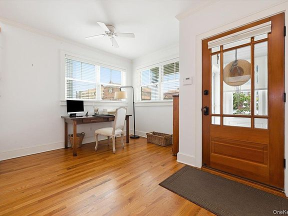 3rd image of 729 W Penn Street