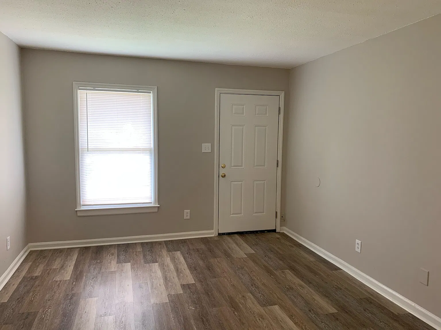 1437 Landis Avenue - 10 — Photo 3