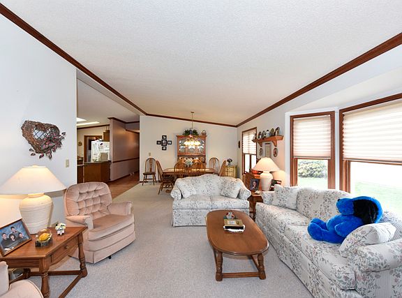 3rd image of 207 Amendola Way