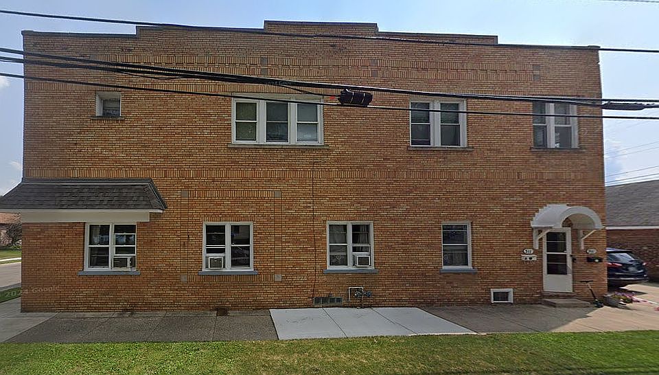 2nd image of 547 Highland St