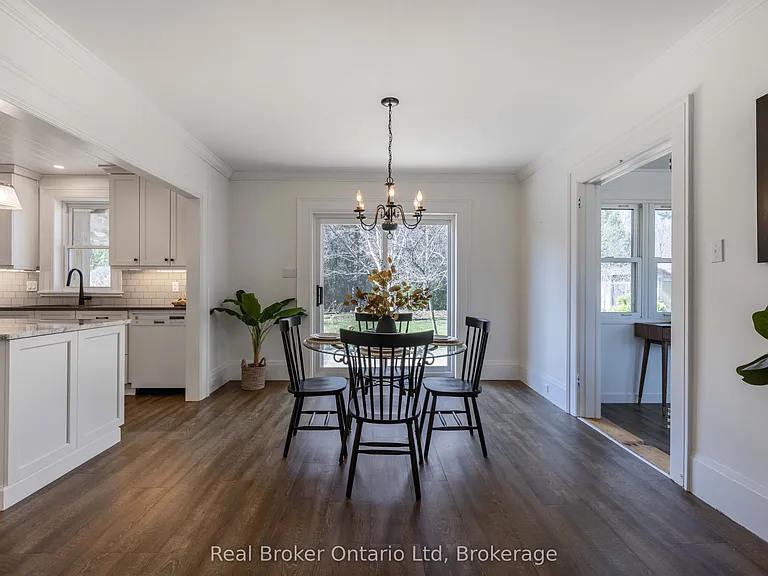 303022 Grey Ave #15 — Photo 9