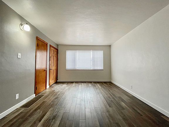 3rd image of 1215 Ottillia St SE #A
