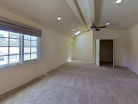 5th image of 871 Spruce Ave #871S