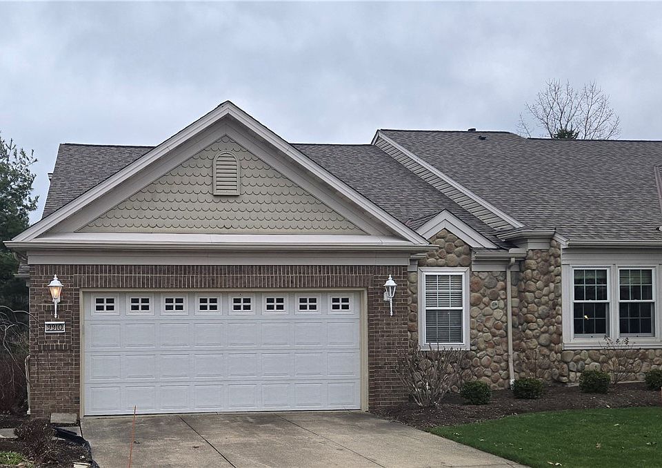 1st image of 9910 Country Club Cir