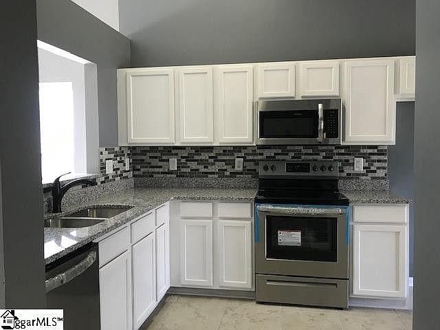 2nd image of 3 Orient Dr