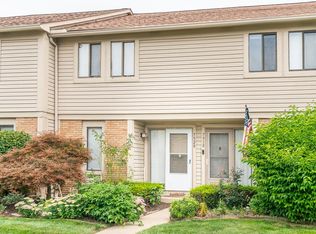 7520 Stone Lake Dr, Dublin, OH 43016