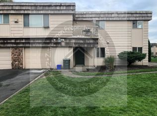 2727 Gateway St APT 25, Springfield, OR 97477