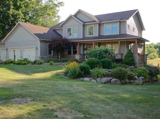 4695 Hidden Shore Dr, Kalamazoo, MI 49048
