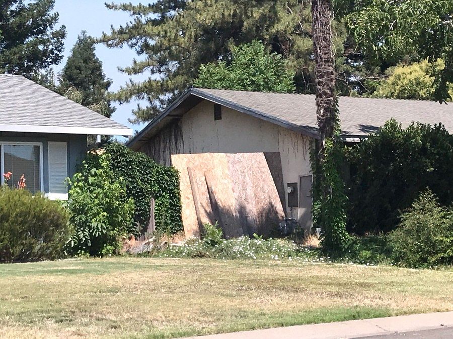 2nd image of 409 Littlejohn Rd