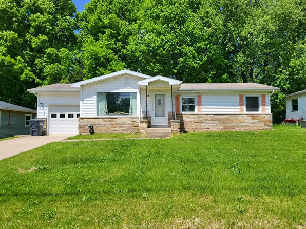 115 Paras Hill Dr, Hartford, MI 49057