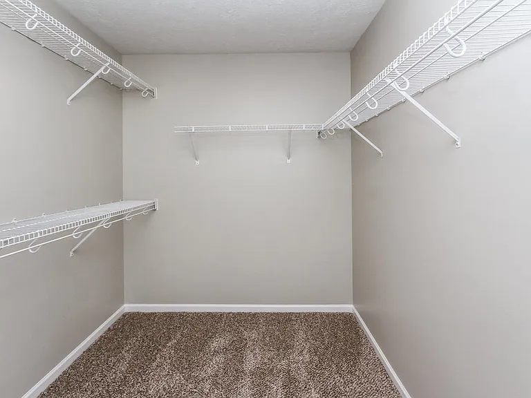 8339 Glen Highlands Dr — Photo 14