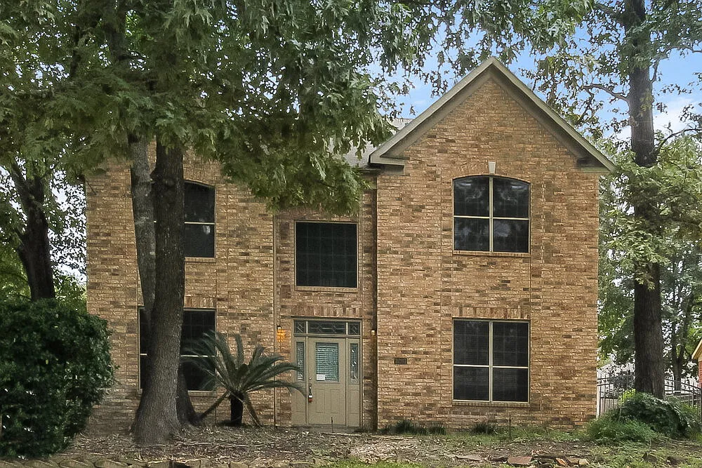 3 bed, 2.5 bath, 2548 sqft, $3,230 — Photo 1